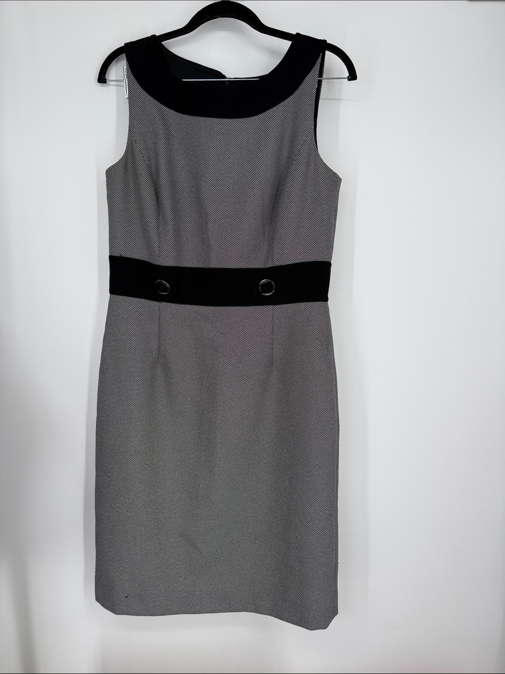 Tahari ASL Black and Gray Sleeveless Sheath Dress size 8